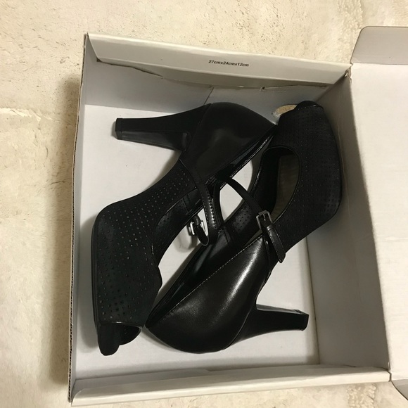 Giani Bernini Shoes - Giani Bernini Peep Toe Mary Janes